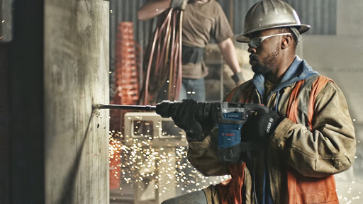 Bosch DH507 SDS-Max Demolition Hammer - Image 2