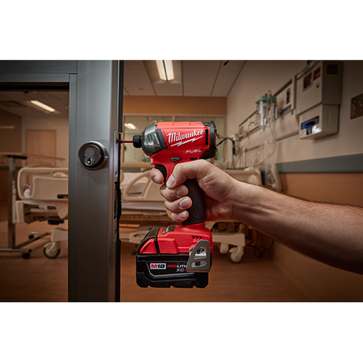 Milwaukee 2760-20 M18 Fuel Surge Hydraulic Driver (Tool Only) - Image 2